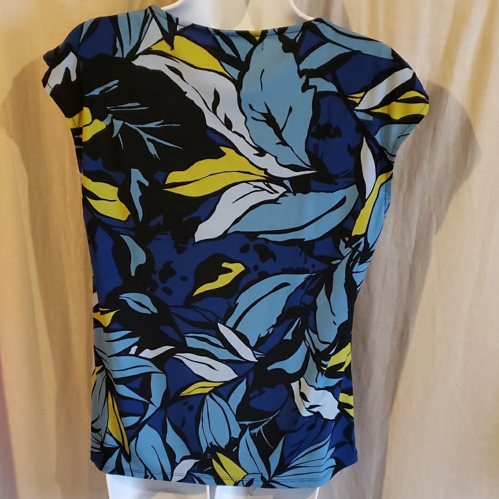 Liz Claiborne Blue and Yellow Leaf Print Sleeveless Top Size M - Picture 6 of 12